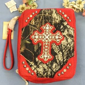 Mossy Oak Camo Red Tablet IPad Holder